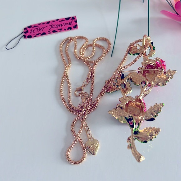 Betsey Johnson Style Necklace Crystal Roses Pendant Chain - Picture 9 of 13